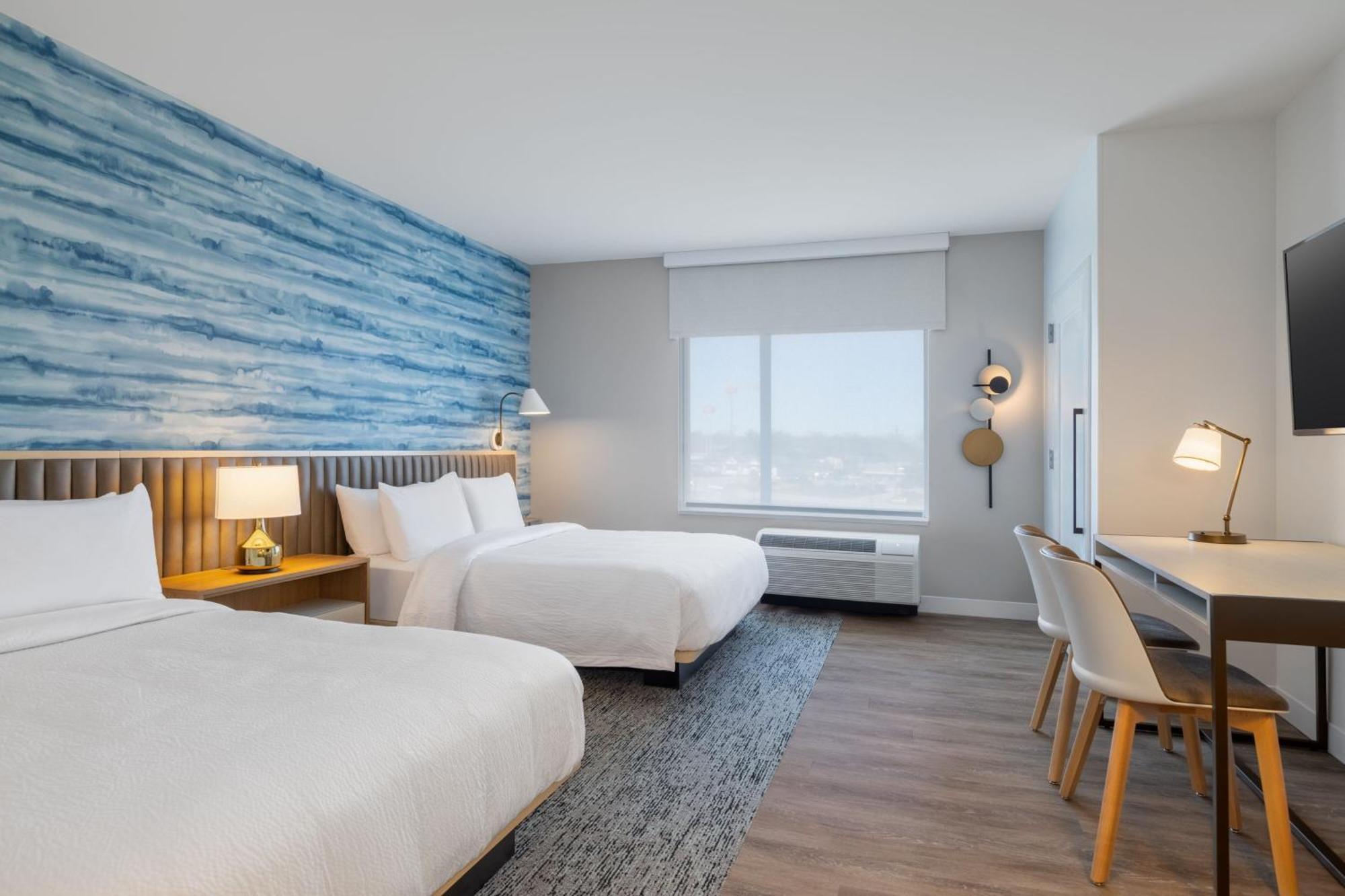 Towneplace Suites By Marriott Geneva At Spire Academy Esterno foto