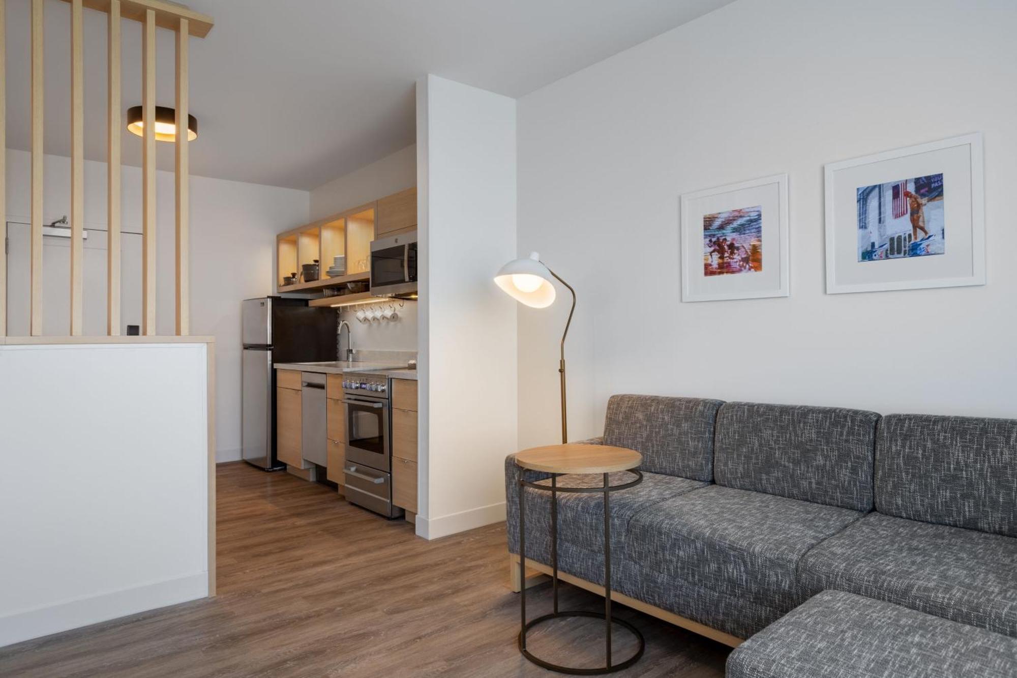 Towneplace Suites By Marriott Geneva At Spire Academy Esterno foto