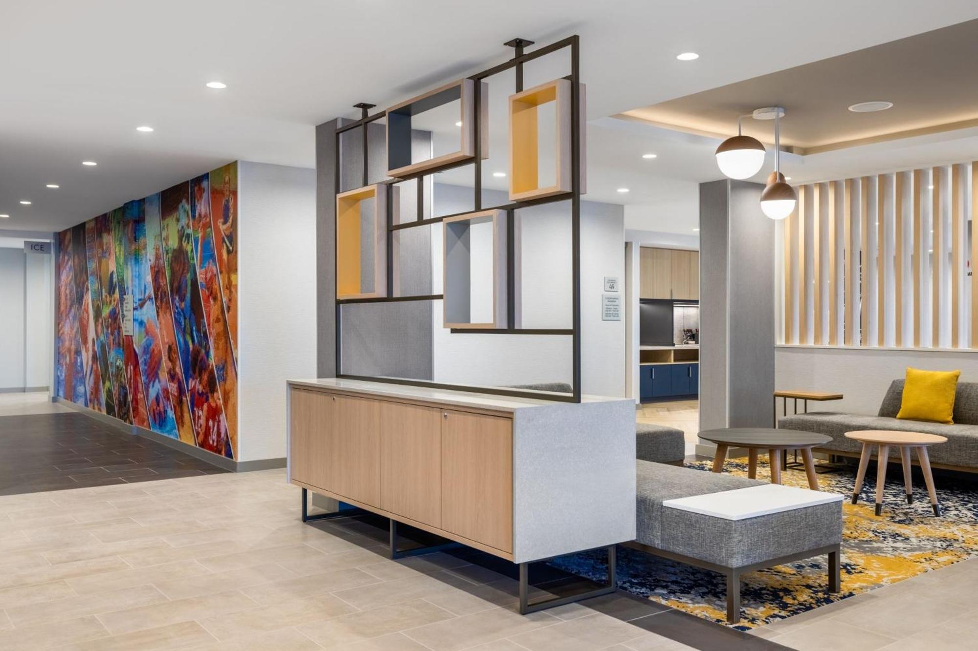 Towneplace Suites By Marriott Geneva At Spire Academy Esterno foto
